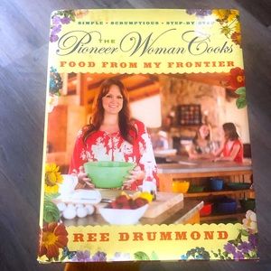The Pioneer Woman Cooks: Food From My Frontier Cookbook.